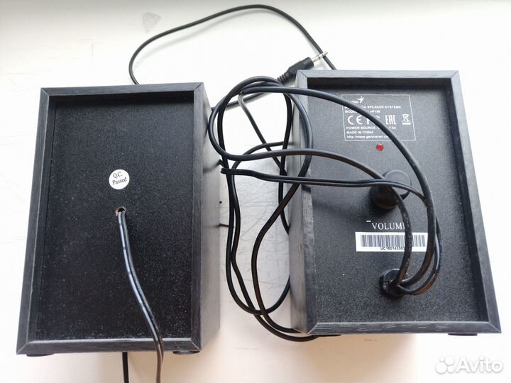 Колонки для компьютера Genius SP-HF160