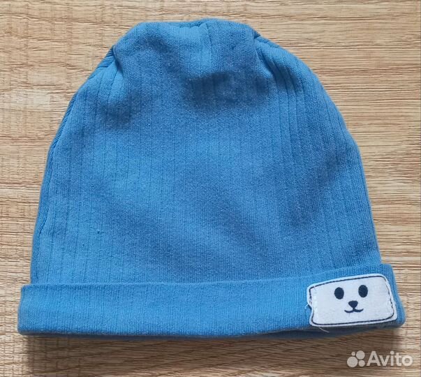 Шапка детская на весну-осень 3-6 месяцев