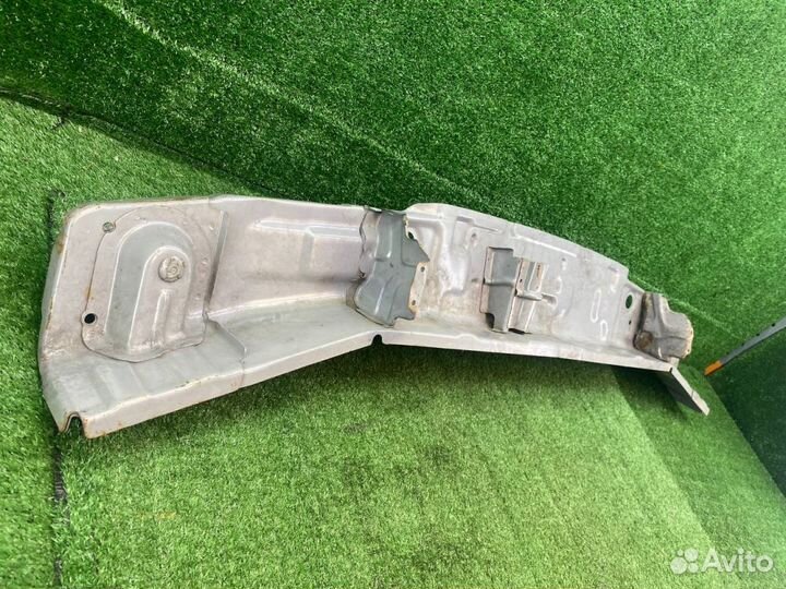 Панель задняя kia sorento 1 5576