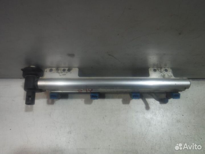 Форсунка топливная Volvo S40