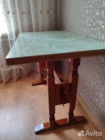 Кухонный стол бу