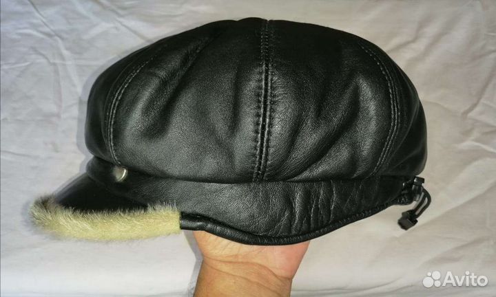 Кепка кожаная женская демисезонная