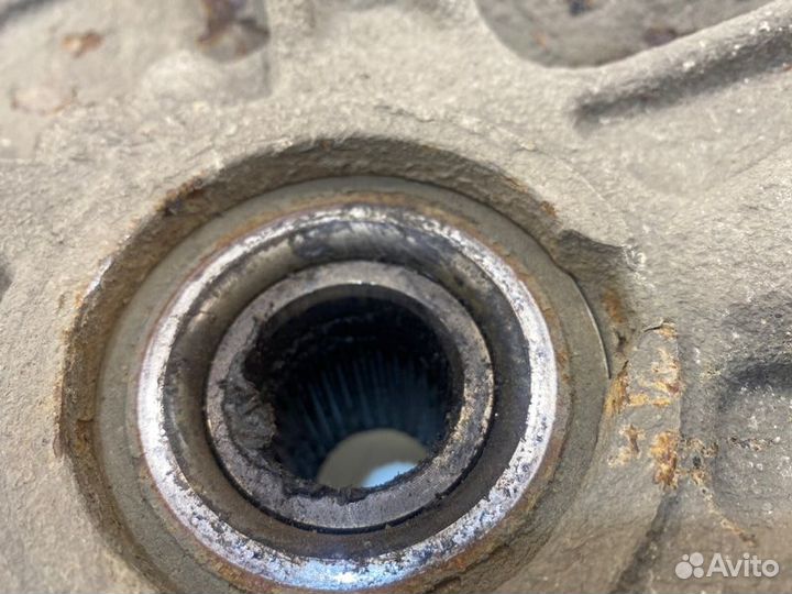 Кулак поворотный передний правый Mazda 6 седан GG