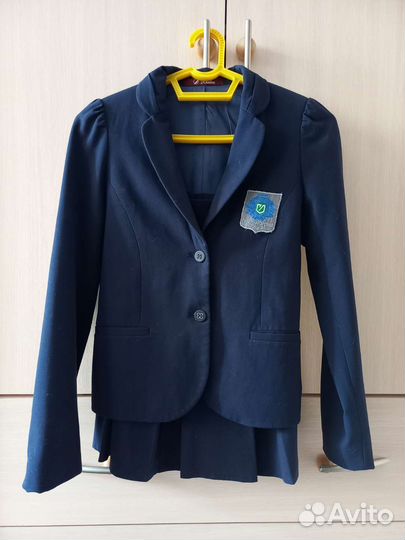 Школьный костюм 