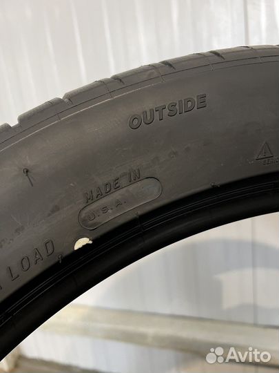 Michelin Pilot Sport 4 S 285/40 R23 и 325/35 R23 111Y