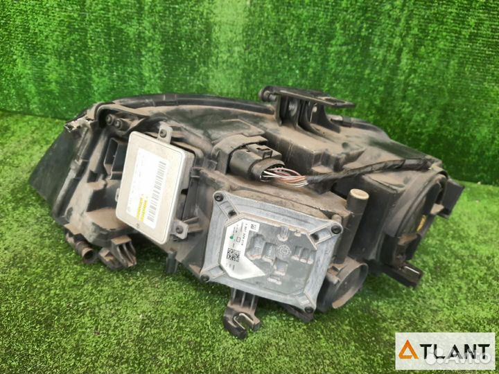 Фара передняя правая audi A4