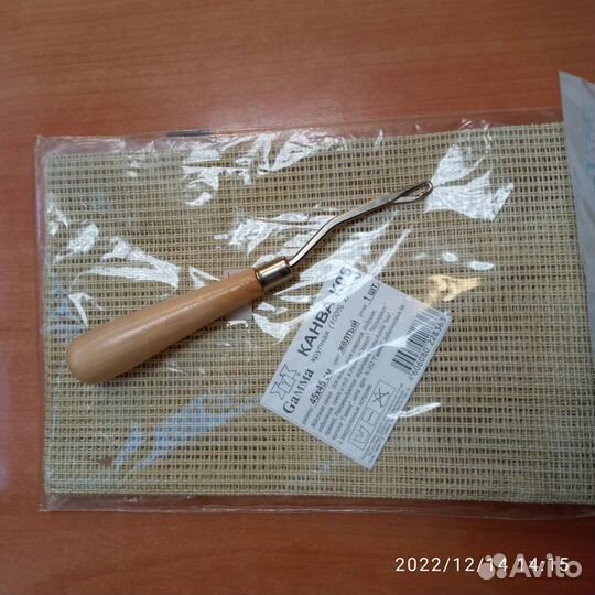 Канва+игла с защёлкой для ковроткачества