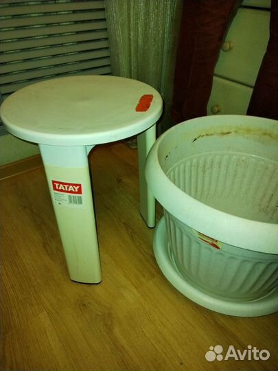 Подставка под цветы