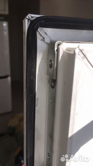 Срочный ремонт пластиковых окон и дверей