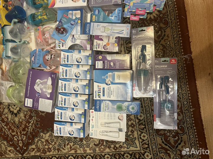 Соски, бутылочки, молокоотсосы