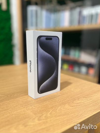iPhone 15 Pro, 128 ГБ