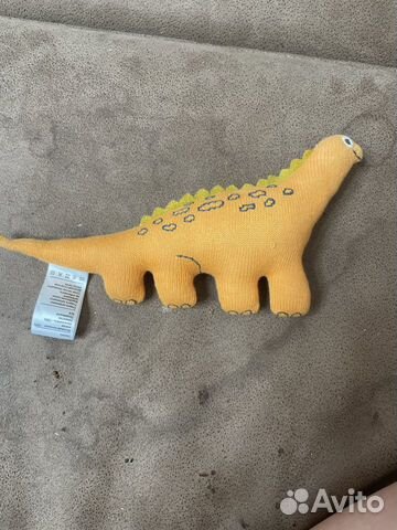Игрушка вязанный динозавр голубой