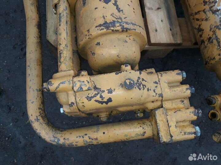 Гидроцилиндры Komatsu D355A