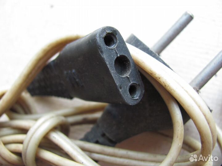 Шнур сетевой с вилкой и гнездом