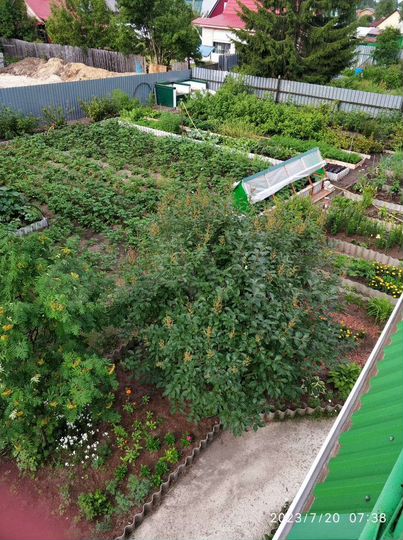 Дом 48 м² на участке 7,3 сот.