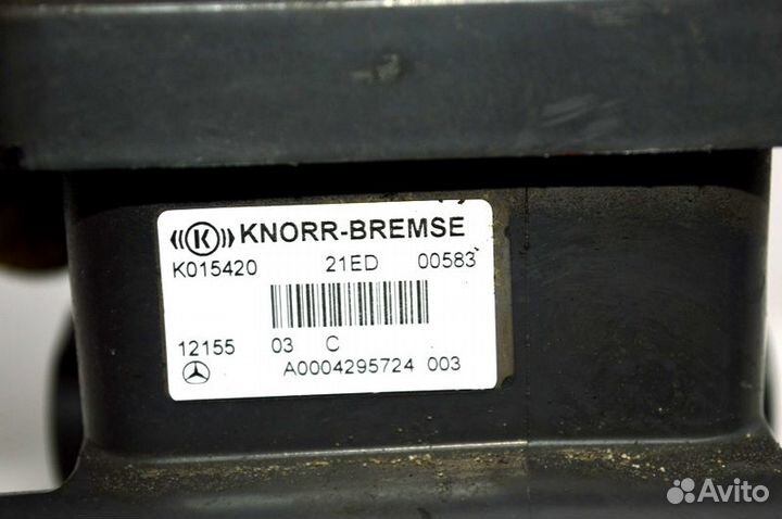 Кран EBS, переднего моста, правый (модулятор) merc