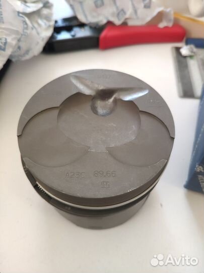 Поршня Mercedes