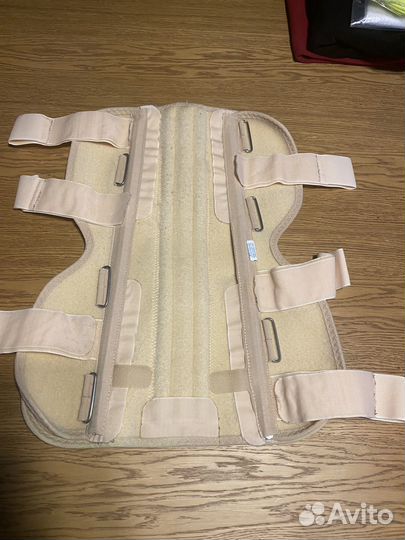 Тутор на коленный сустав