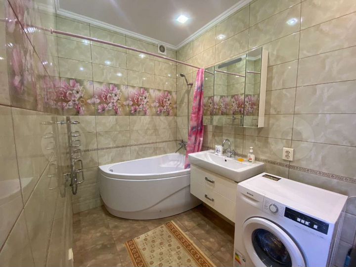 1-к. квартира, 56 м², 3/3 эт.