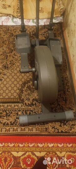 Эллиптический тренажер