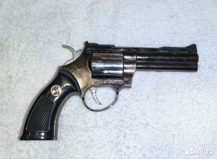 Зажигалка газовая п