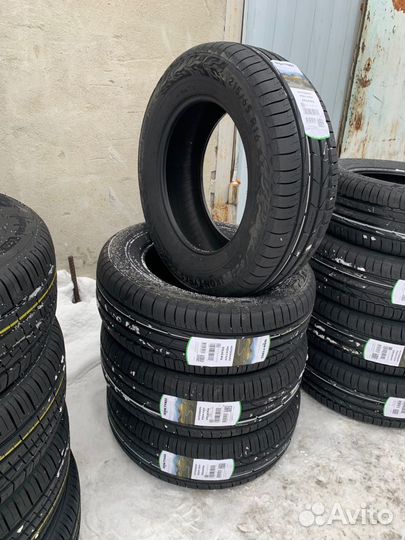 Nokian Tyres Hakka Blue 3 SUV 215/65 R16 102V