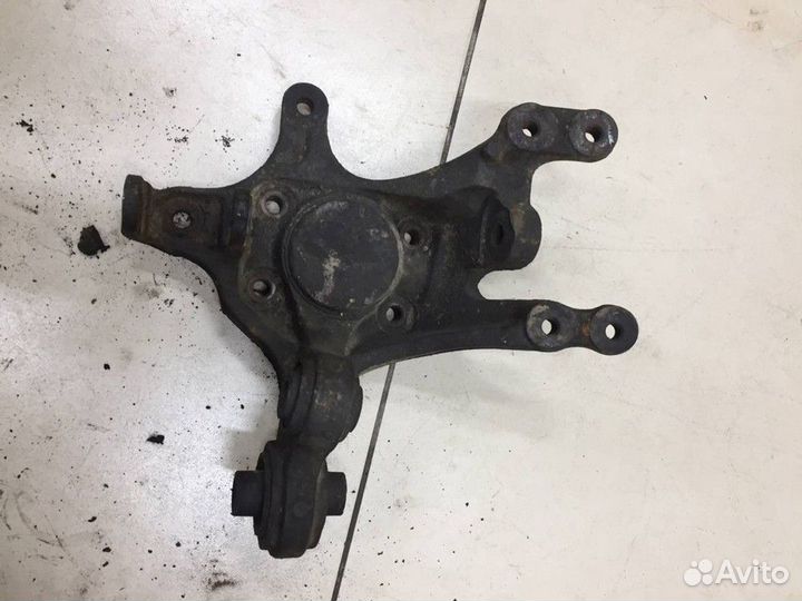 Кулак поворотный задний левый Hyundai i30