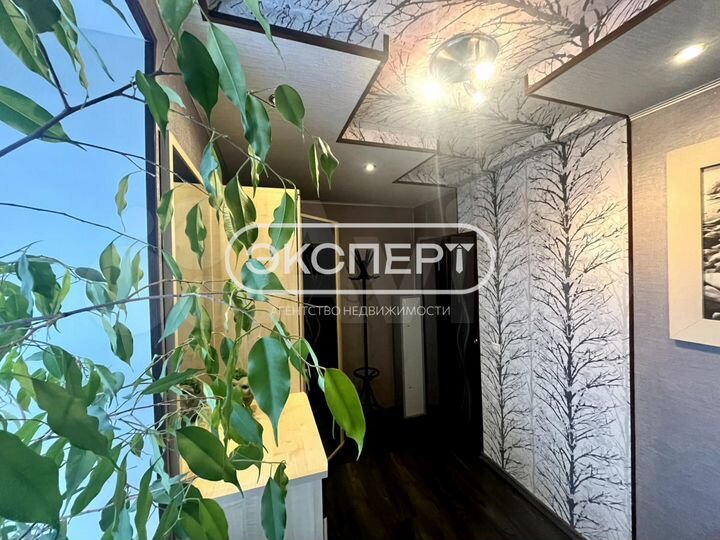 2-к. квартира, 71,8 м², 5/5 эт.