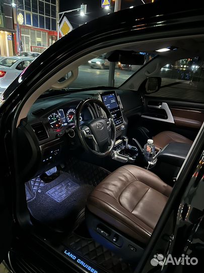 Toyota Land Cruiser 4.6 AT, 2016, 147 000 км