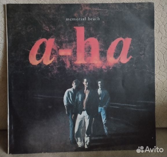 Пластинка A-ha -Memorial Beach