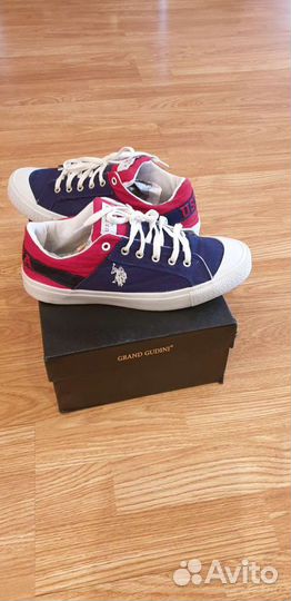 Кроссовки мужские 42 размер оригинал бу