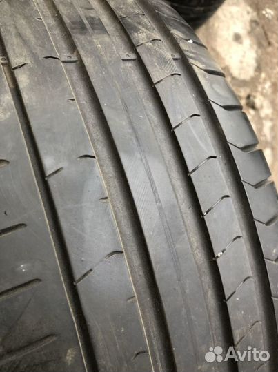 Pirelli P Zero PZ4 225/40 R20