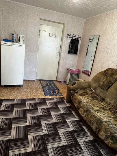 Комната 13 м² в 4-к., 1/5 эт.