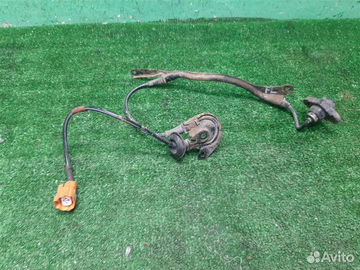 Датчик ABS передний левый Honda CR-V 1 (RD3) 2001