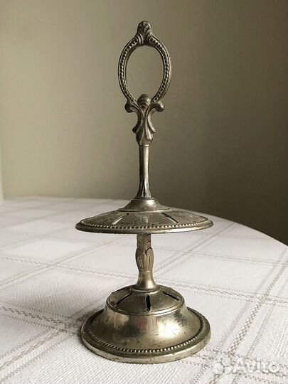 Старинная подставка для ножей