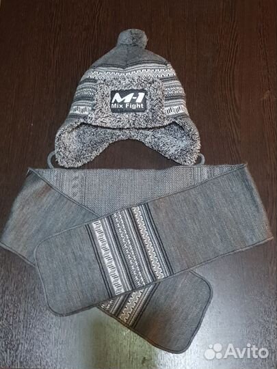 Шапка зимняя и шарф мальчику 3-5 л