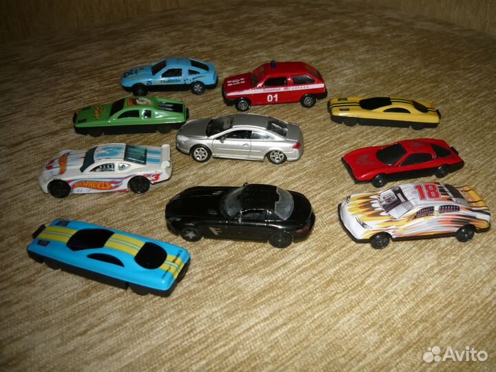 Машинки металлические (пакетом) 22шт