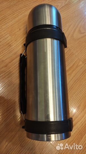 Термос металлический с кнопкой