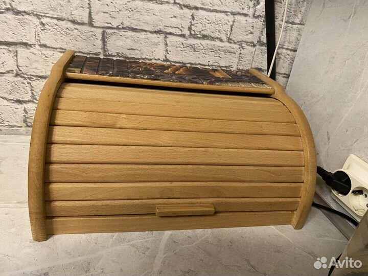 Хлебница деревянная