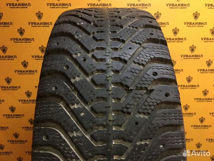 Goodyear UltraGrip 500 235/60 R16 100T