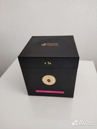 Коробка от духов