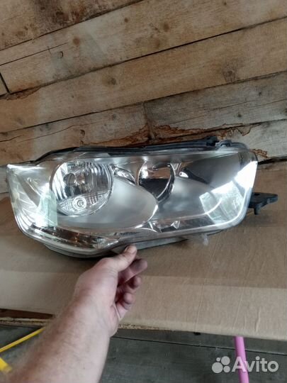 Фары передние Ситроен c-elysse