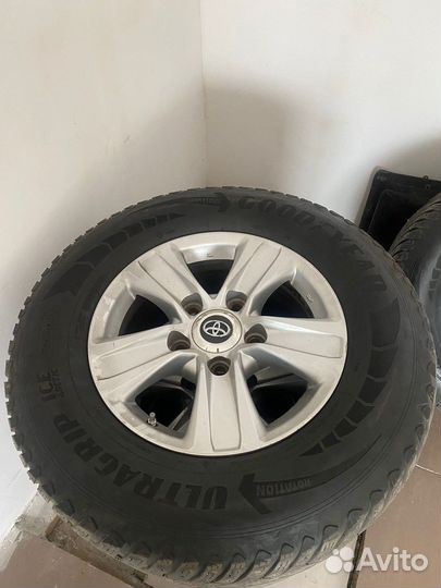 R17 Goodyear UltraGrip 7+ 285/65, PCD 5x114.3 DIA 17