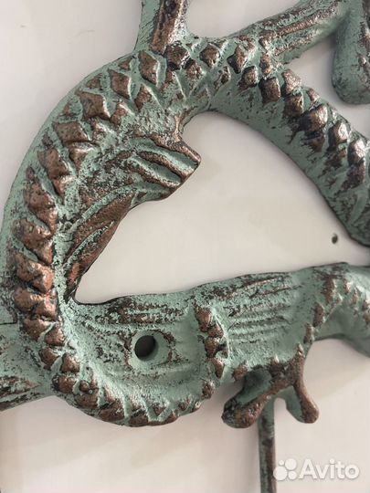 Вешалка настенная 