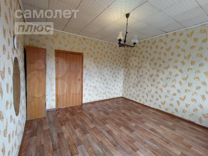 4-к. квартира, 87 м², 4/4 эт.