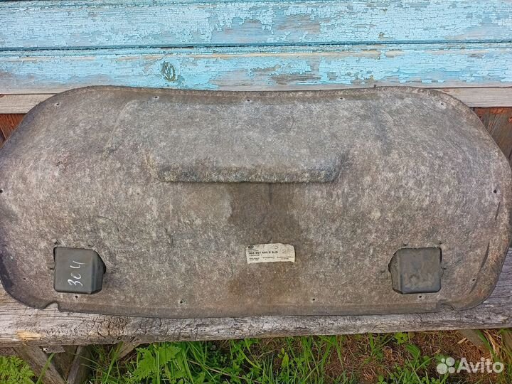 Обшивка крышки багажника пассат б5