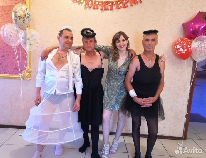 Ведущая, тамада