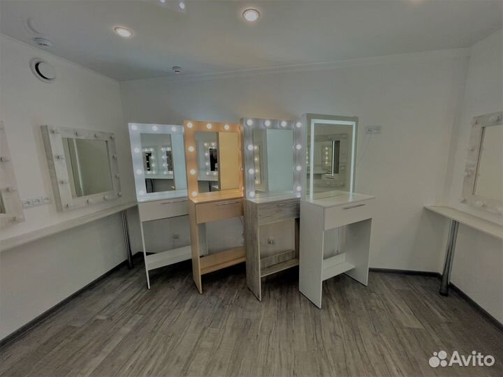 Мебель для салона красоты в наличии и под заказ