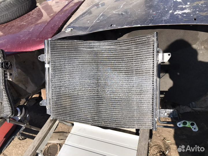 Радиатор кондиционера VW Touran 1T0820411E