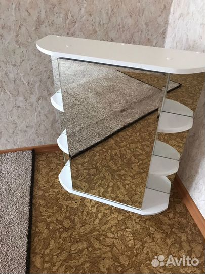 Полка настенная для ванной